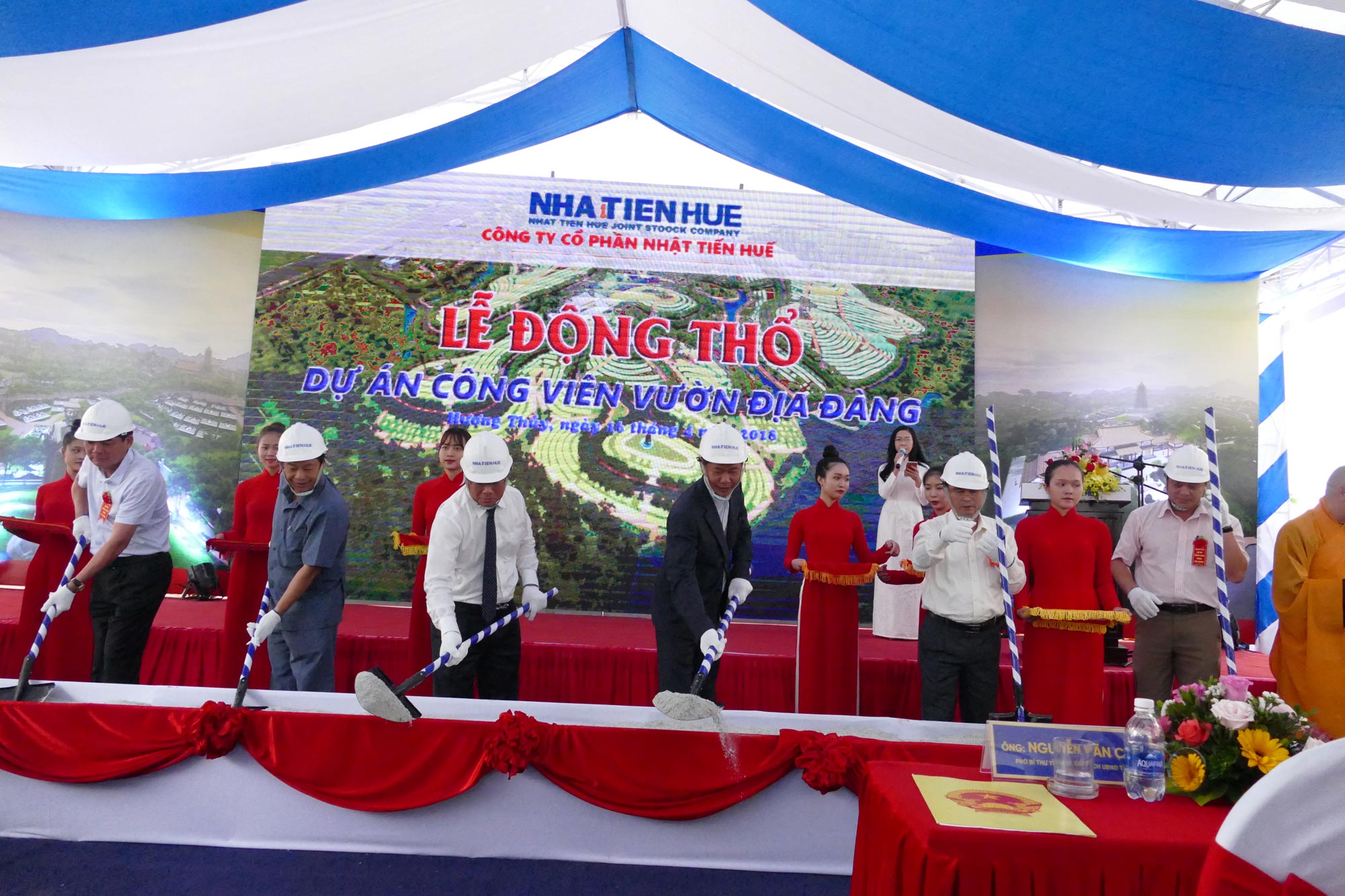 ĐỘNG THỔ XÂY DỰNG CÔNG VIÊN VƯỜN ĐỊA ĐÀNG TẠI THỊ XÃ HƯƠNG THỦY