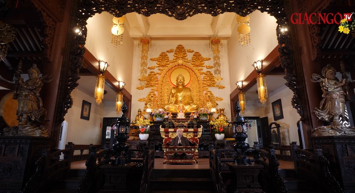 Hoà thượng Thích Lệ Trang nói về Ngày xuân lễ chùa và những tập tục khác trong ngày Tết